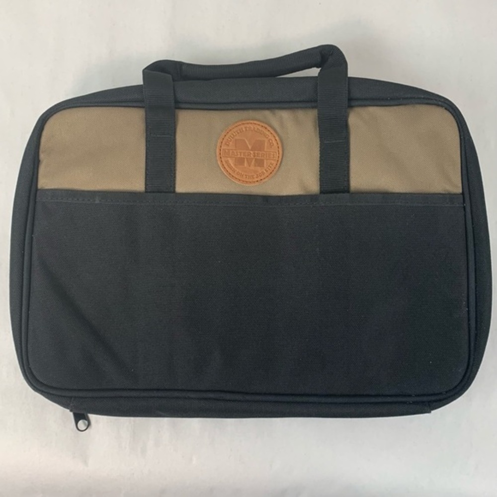 Duluth Trading Co. Master Series computer bag.
